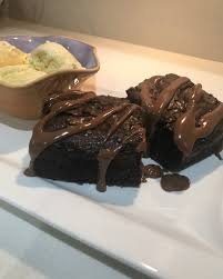 CHOCOLATE FUDGE BROWNIE